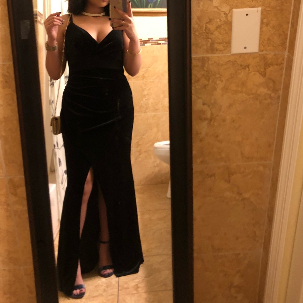 Formal black dress Size 4